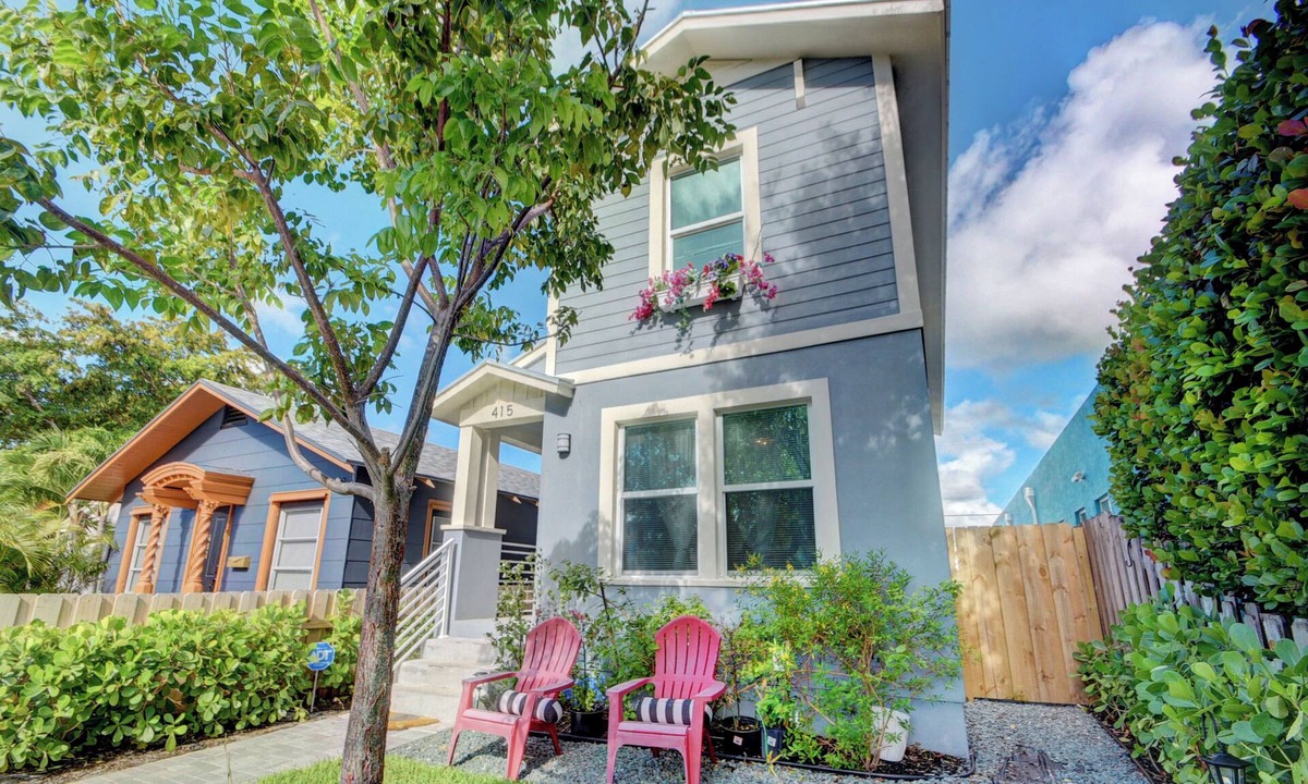 Lake Worth House | 20% off Beach House - Close to Lake Worth Beach & Downtown