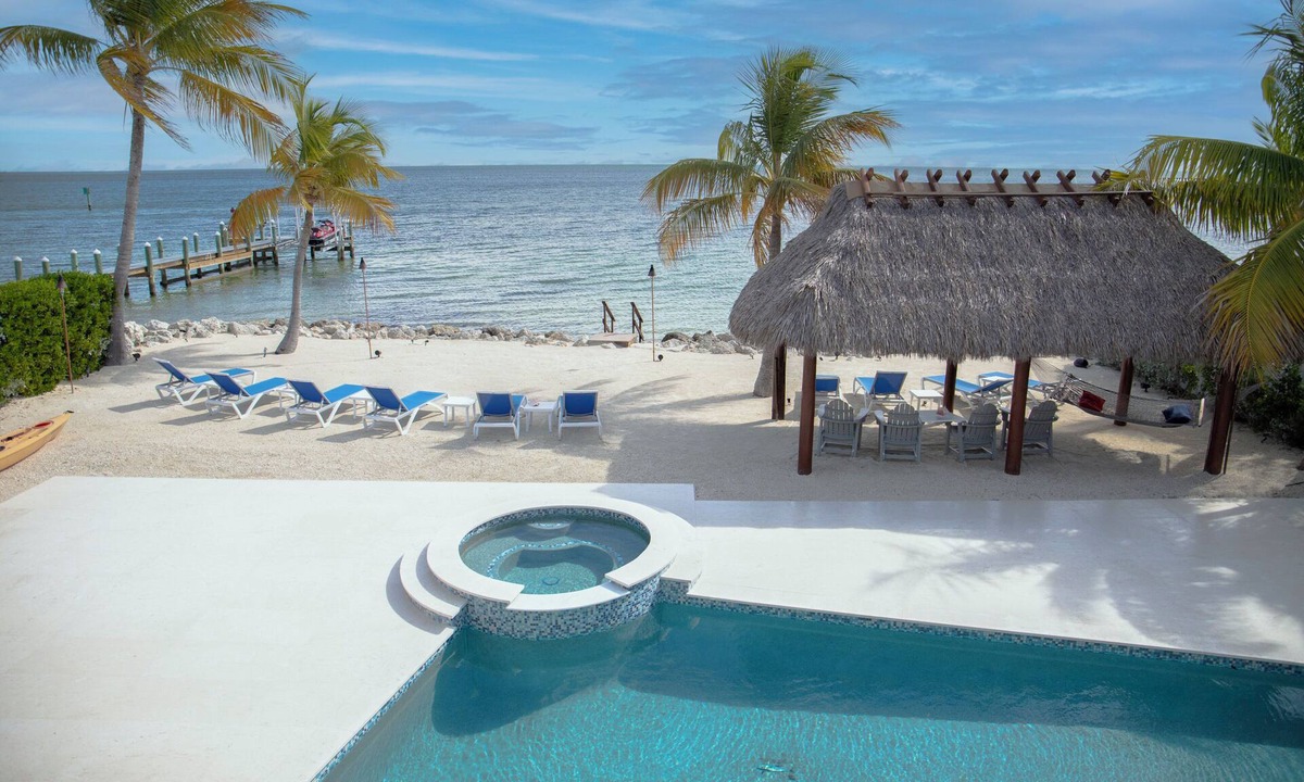 Sunset Cove House | Breathtaking Beach House in Key Largo Florida!