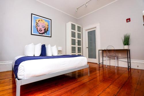 Beacon Hill Apartment | Charming & Stylish Studio on Beacon Hill #9