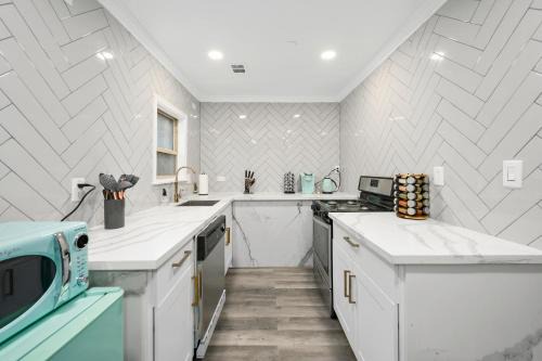 Neartown Apartment | Comfortable 1BR Apt in Central Houston with Free Park