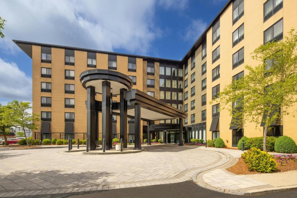 Dorchester Hotel | Courtyard Boston-South Boston
