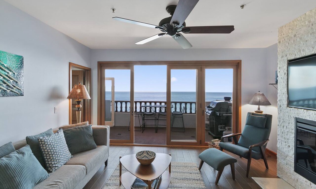 Avalon Condo | H248: Splendid HC Villa +ONLY 1 Step+ Ocean Views+ NEW cart + Electric Fireplace
