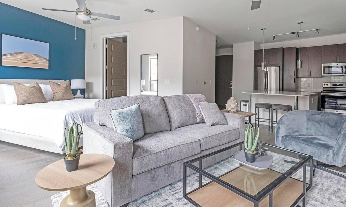 Woodland Heights Apartment | Landing | Beautiful Studio, Yoga Studio, Gym