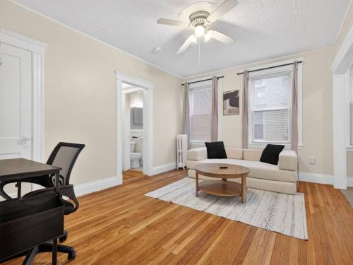 North Brookline Apartment | Luxe 1bd