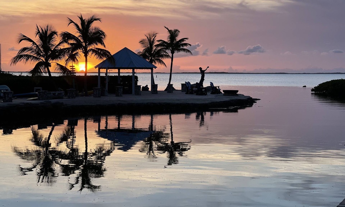 Sunset Cove House | Mermaid Point /private bay front property