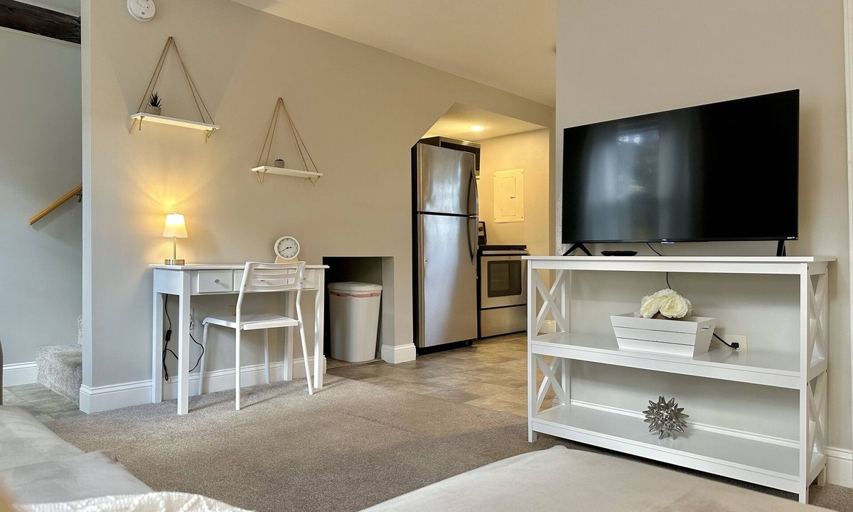 Concord Apartment | New, Clean, Downtown Getaway!