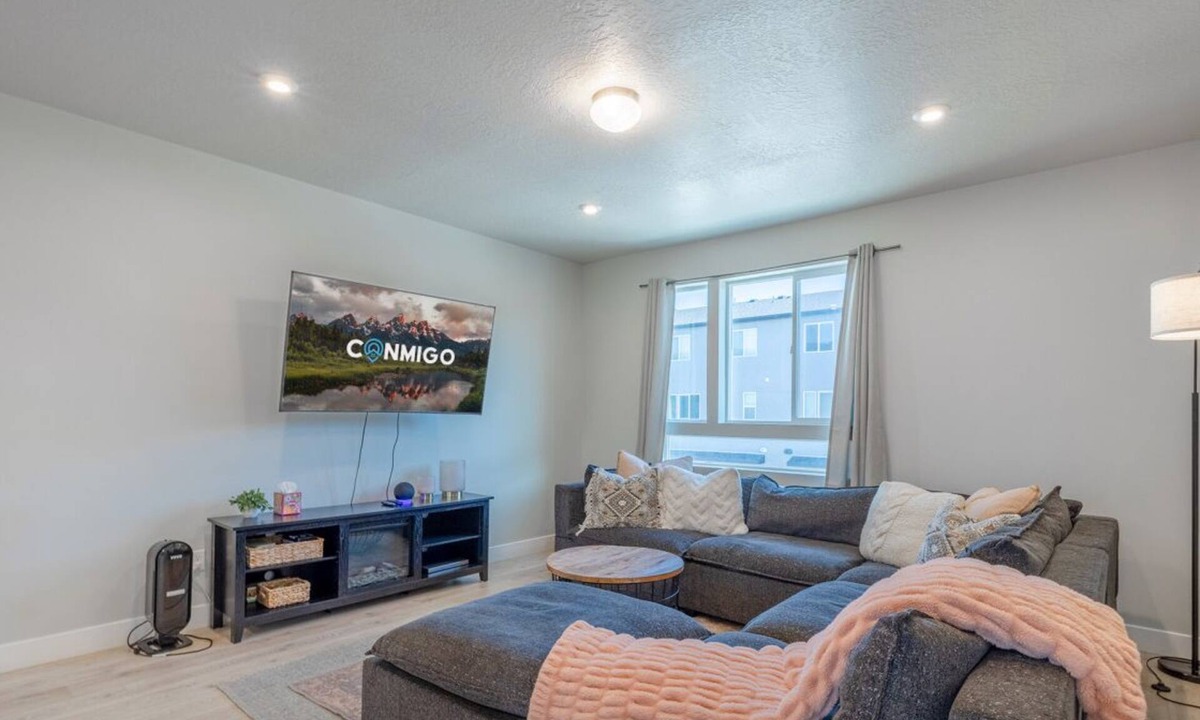 American Fork Villa | Newly Built Retreat | Comfort & Ski Access