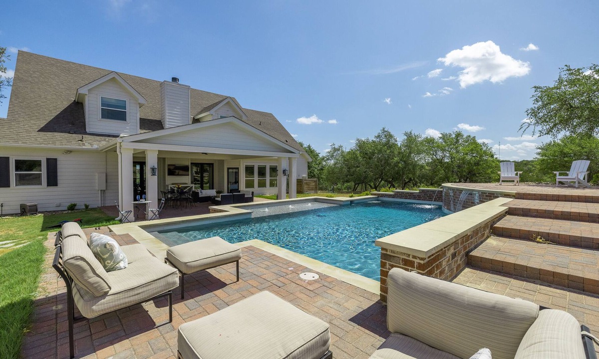 Dripping Springs House | Peaceful Country Charm with Private Pool
