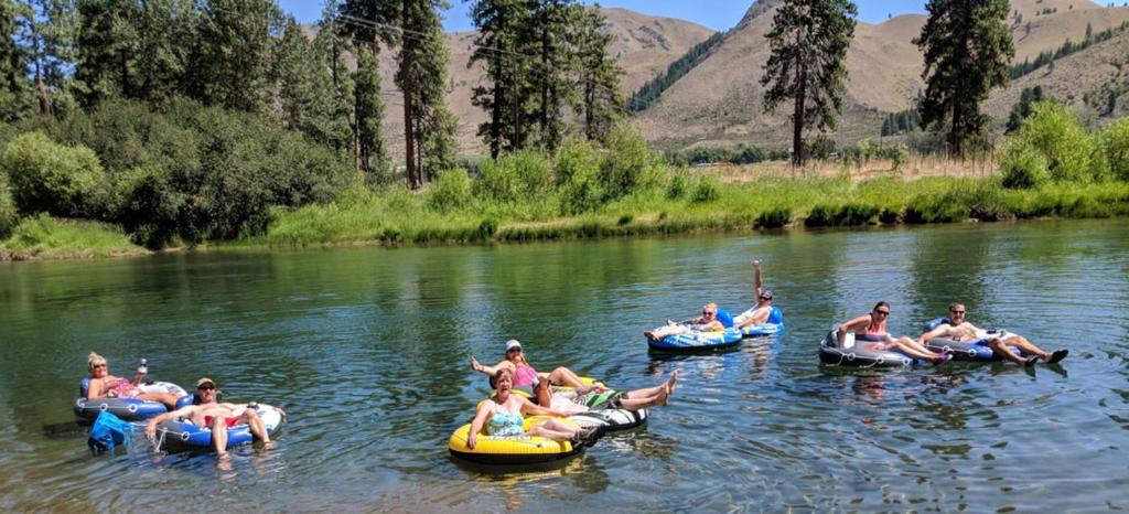 Twisp Hotel | Twisp River Suites