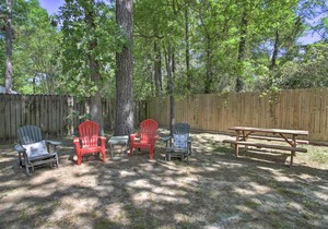 Fully Refurbished Home in Front of the Woodlands!