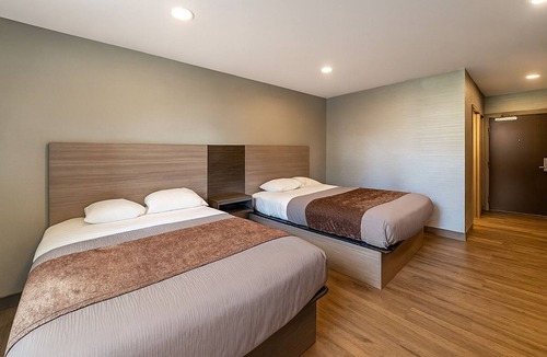 Foxboro Hotel | 3 Spacious Units Close to Hall at Patriot Place, Comes w/Free Breakfast!