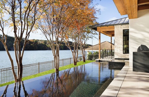 Watersedge House | Above Austin Diamond on Lake Austin