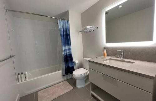 West Fens Apartment | An apartment like no other, heart of fenway Boston
