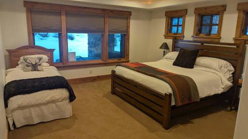 Salt Lake Mountain Resorts Ski Chalet | Apex Lodge - Solitude Resort 5BR with Hot Tub
