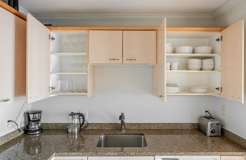 Fenway–Kenmore Apartment | Blueground | Fenway–Kenmore, view, nr Fenway Park