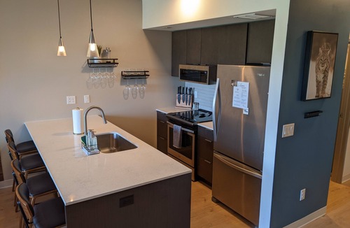 Bozeman Condo | Bozeman Summer Getaway: Climate-Controlled Garage + Mountain Views!