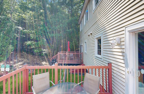 Bar Harbor Cottage | Bright Home next to Glen Mary Park w/Deck, Grill, WiFi - Walk into Town/Acadia
