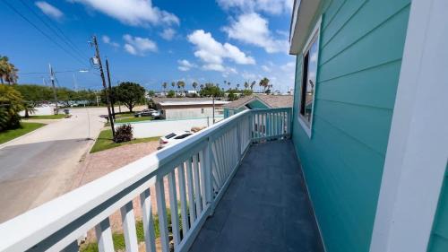 Port Isabel House | Channelfront - Remodeled - Pool - Boatslips