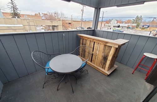 Kalispell Apartment | Charming 1-bedroom apartment with WiFi, AC in downtown Kalispell Main Street