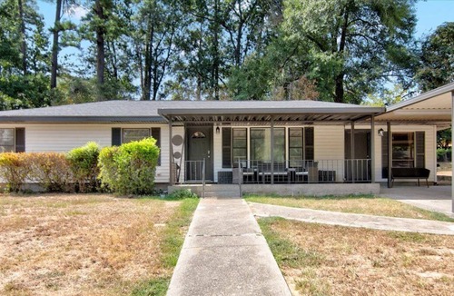 Jasper House | Charming 4 Bedroom Retreat in the Heart of Jasper, TX – Your Ideal Getaway!