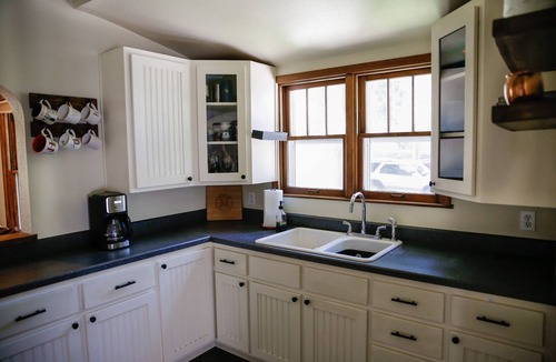 Central - Terry House | Charming downtown home- close to hospitals, historical neighborhoods, airport