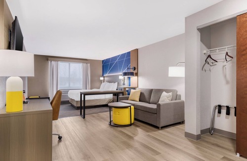 Watervliet Hotel | Comfort Inn & Suites