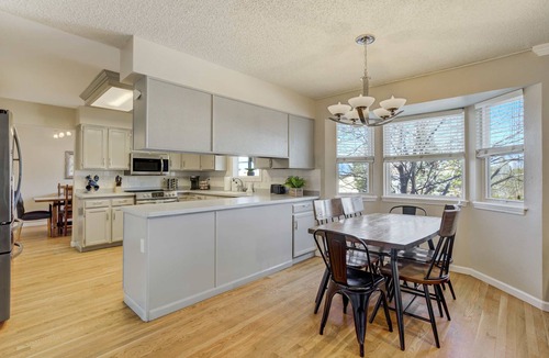 Briargate House | Deep Blue! GameRoom, Playground & Seasonal Pool