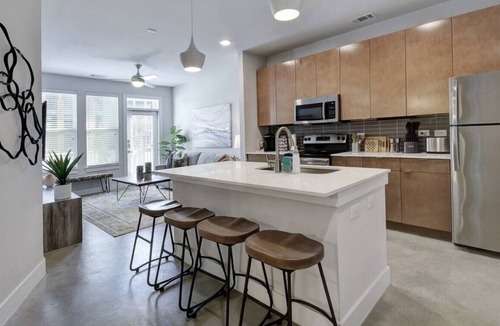 King William Apartment | Eclectic Staycation|Near Downtown|Alamo|Pearl