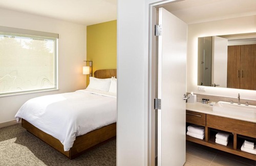 Bend Hotel | Element by Marriott Bend