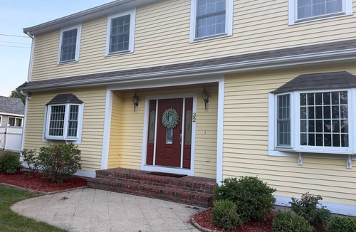 North Attleboro House | Enjoyable 3-bedroom house with AC in North Attleborough