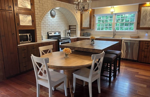 Cedar Mill House | Exceptional 5-bedroom Home in the West Hills of Portland