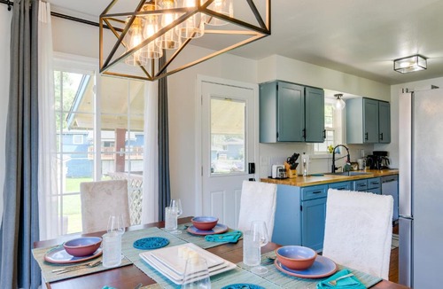University Area Apartment | Explore Chugach & Beaches! Anchorage Adventure Pad
