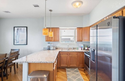 San Luis House | Fisherman`s Dream: Game Room & Walk to Beach