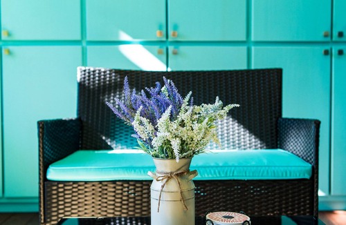 Barton Heights House | Flutter into this iconic South Austin work of art >> The Pixie by Lodgewell