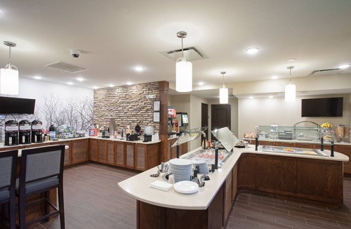 Littleton Condo | Free Breakfast, Close to Red Rocks Amphitheatre | Staybridge Suites