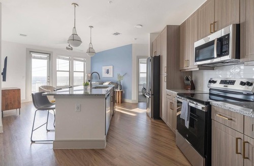 Scofield Farms Apartment | Landing | Spectacular 2BD, Pool, Gym