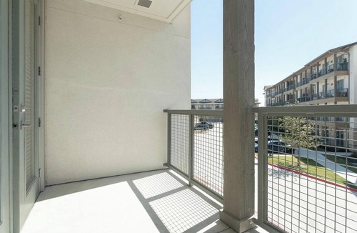 Austin Apartment | Landing | Stunning 2BD, Pool, Clubhouse