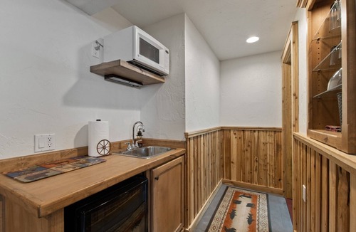 Whitefish House | Log Home on 8 Acres by Stillwater River