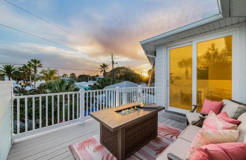 Butler Beach House | Luxury Resort, Near Beach, Heated Pool, Game Room, Hot Tub, Tiki Bar, Pets