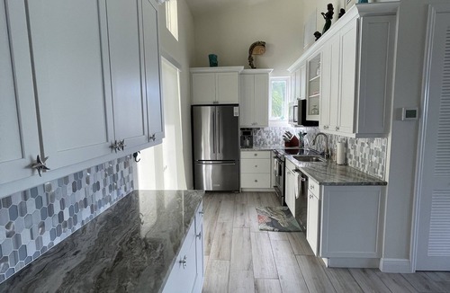 Sunset Cove House | Mermaid Point /private bay front property