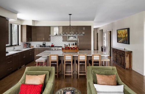 Big Sky House | NEW! 7 Rolling Ridge 6-Bedroom Home with Mountain view