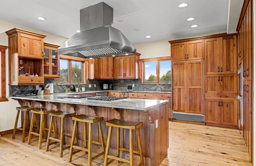 Panguitch Cabin | New Listing! Bryce Luxury Lodge