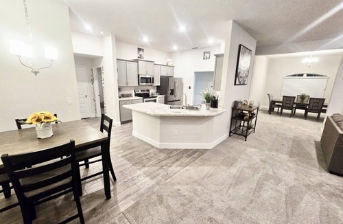 Silver Springs House | Peaceful getaway near The World’s Equestrian Center, Rainbow/Silver Spring Park