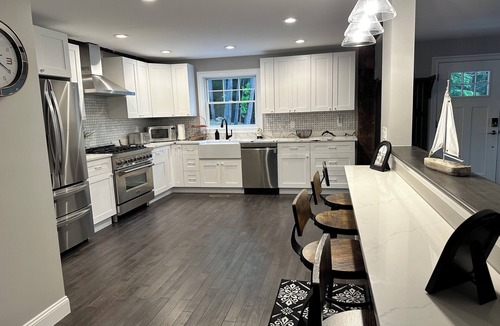 Lake Luzerne House | Peaceful Hudson River Waterfront Farmhouse Near Saratoga & Lake George