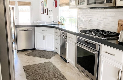 East Bluff House | Perfect Family Home in Newport Beach - Close to Back Bay and all you need!