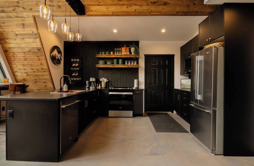 Jefferson County Cabin | PSecluded Montana A-Frame with Hot Tub and Views