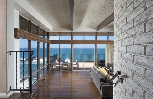 Laguna Beach House | Relaxing getaway with your own private beach just foot steps away.