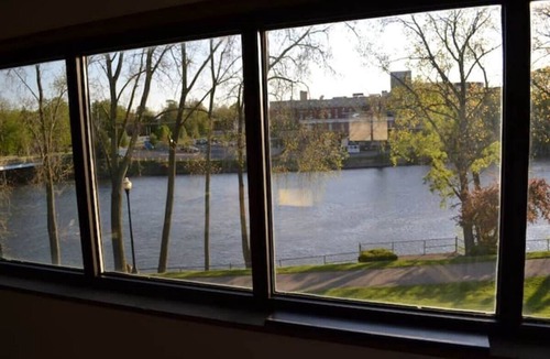 Niles Apartment | Rivers Edge Lofts - Unit 4