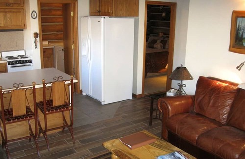 Darby Cabin | Rocky Mountains Nature Escape: Amazing Log Cabin in Darby, MT