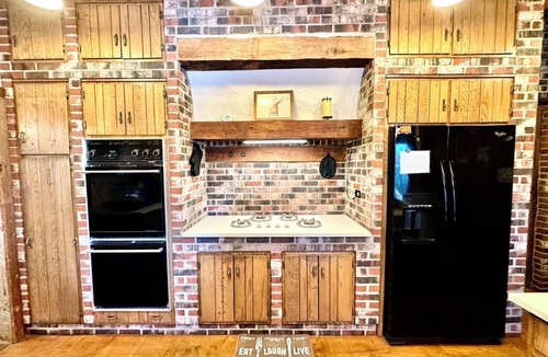 Michigan City House | Rustic Getaway by Lake Michigan!
